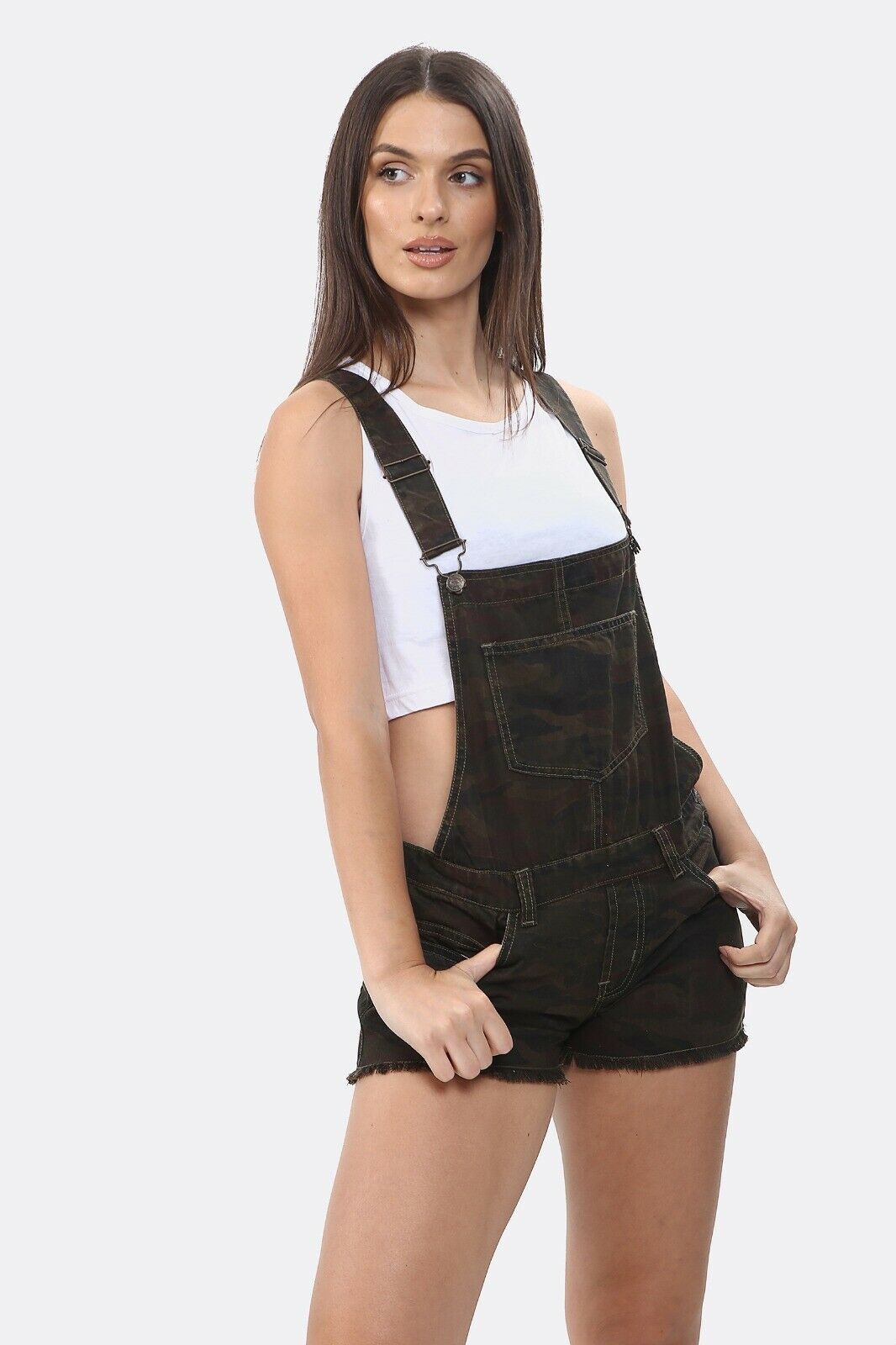Ladies Camo Print Short Dungaree's. Pockets At The Front And Back. Sizes 8-20. The Straps Are Adjustable. Perfect For Summer Wear.