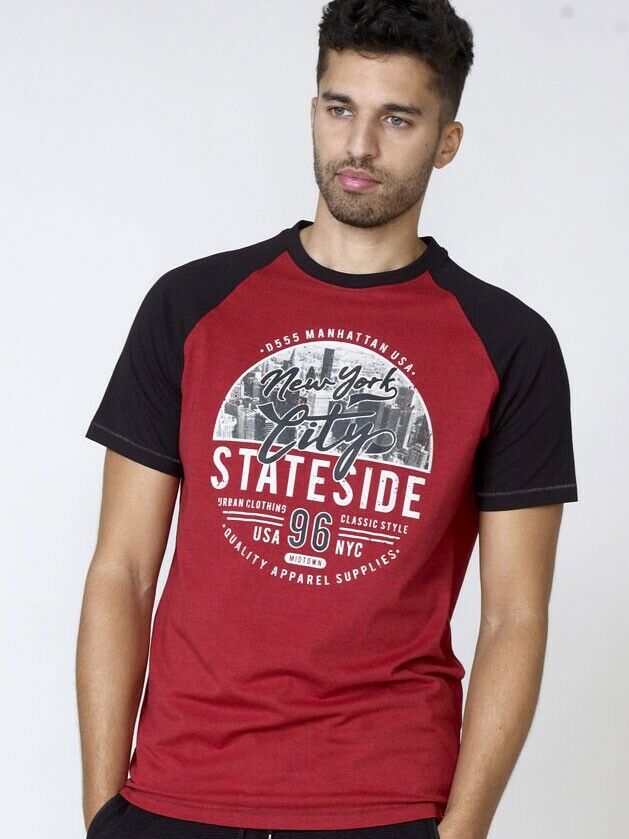 Men's Red "New York" Design T-Shirt.