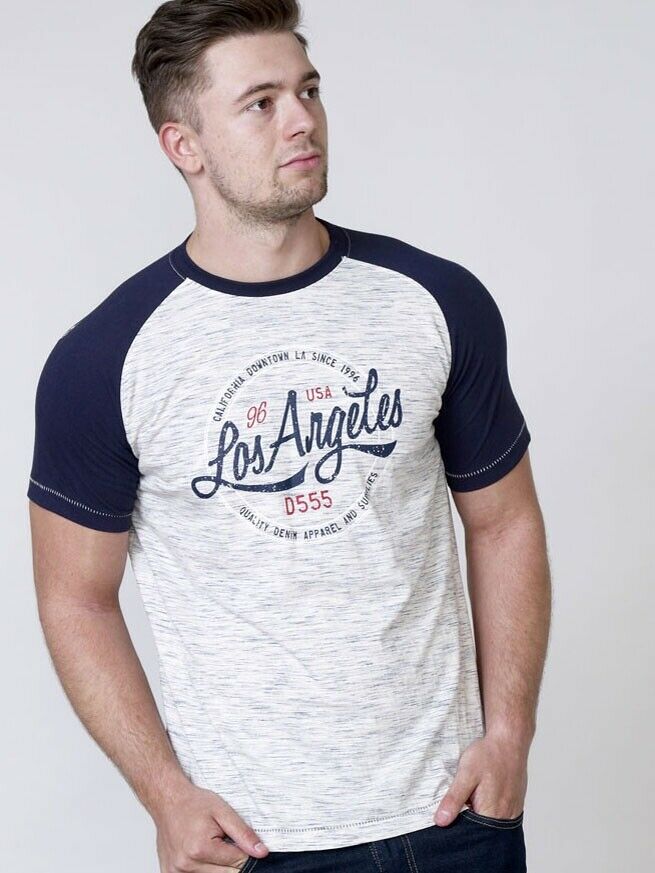 Men's Navy " Los Angeles" Design T-Shirt.